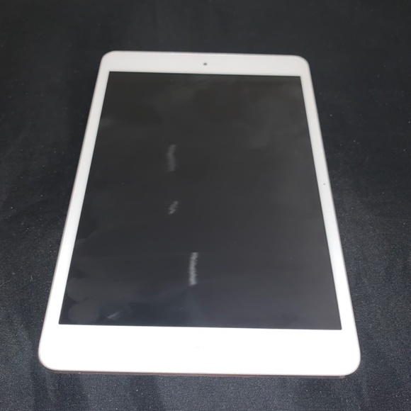 Unlocked Silver iPad mini 16GB - Picture 5 of 5